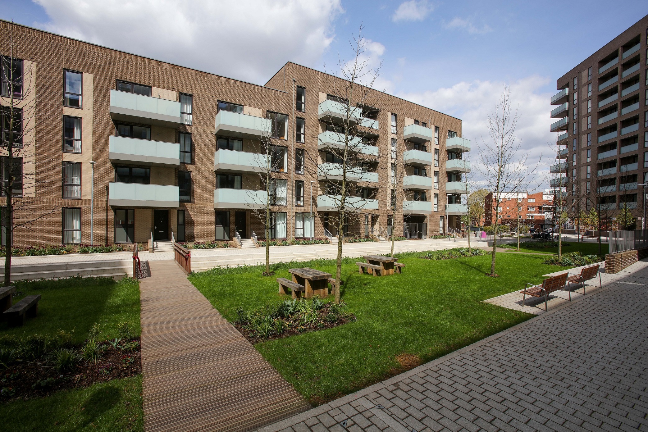 Aberfeldy Village, Tower Hamlets Willmott Dixon