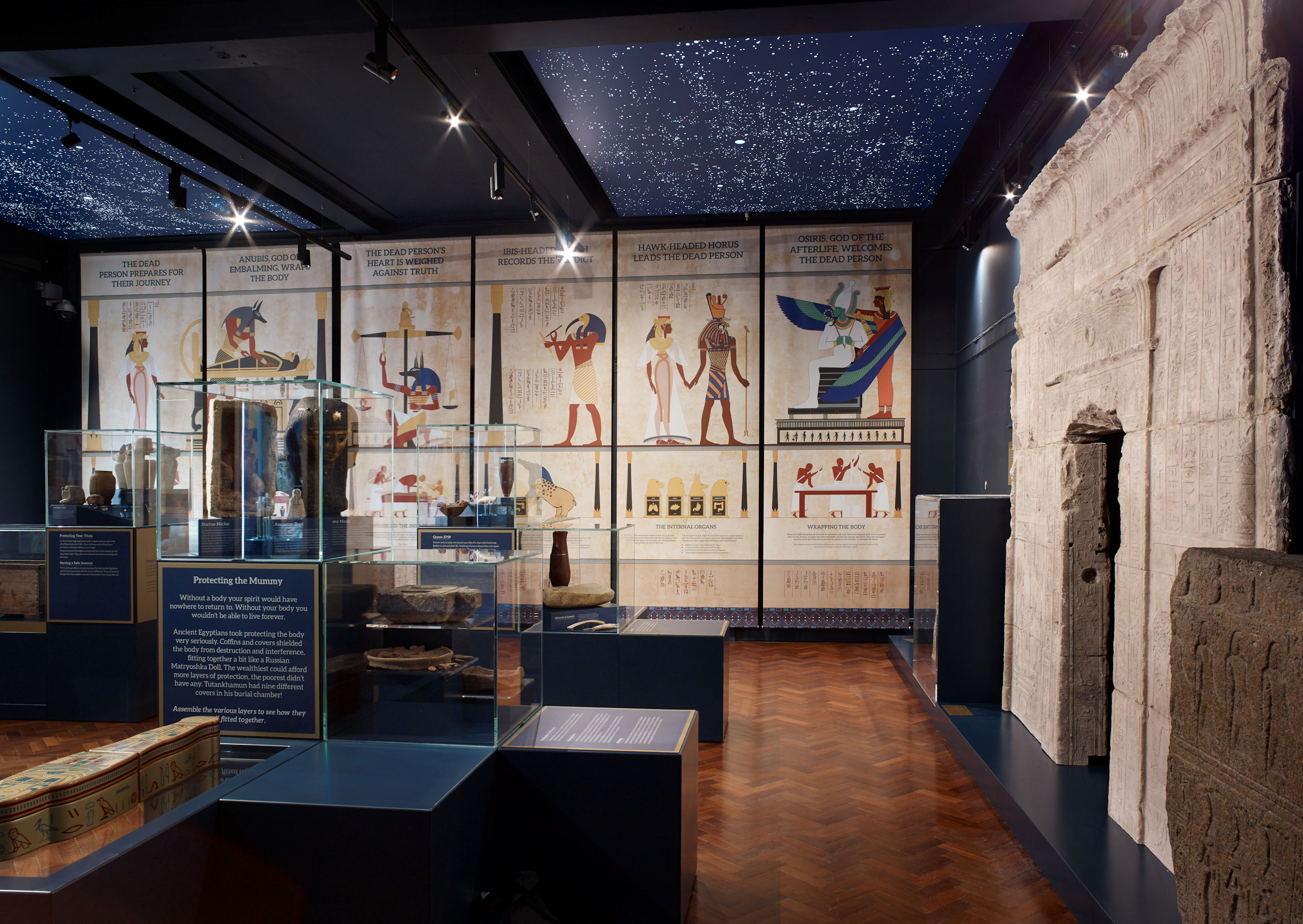 Bolton Museum - internal display mid.jpg