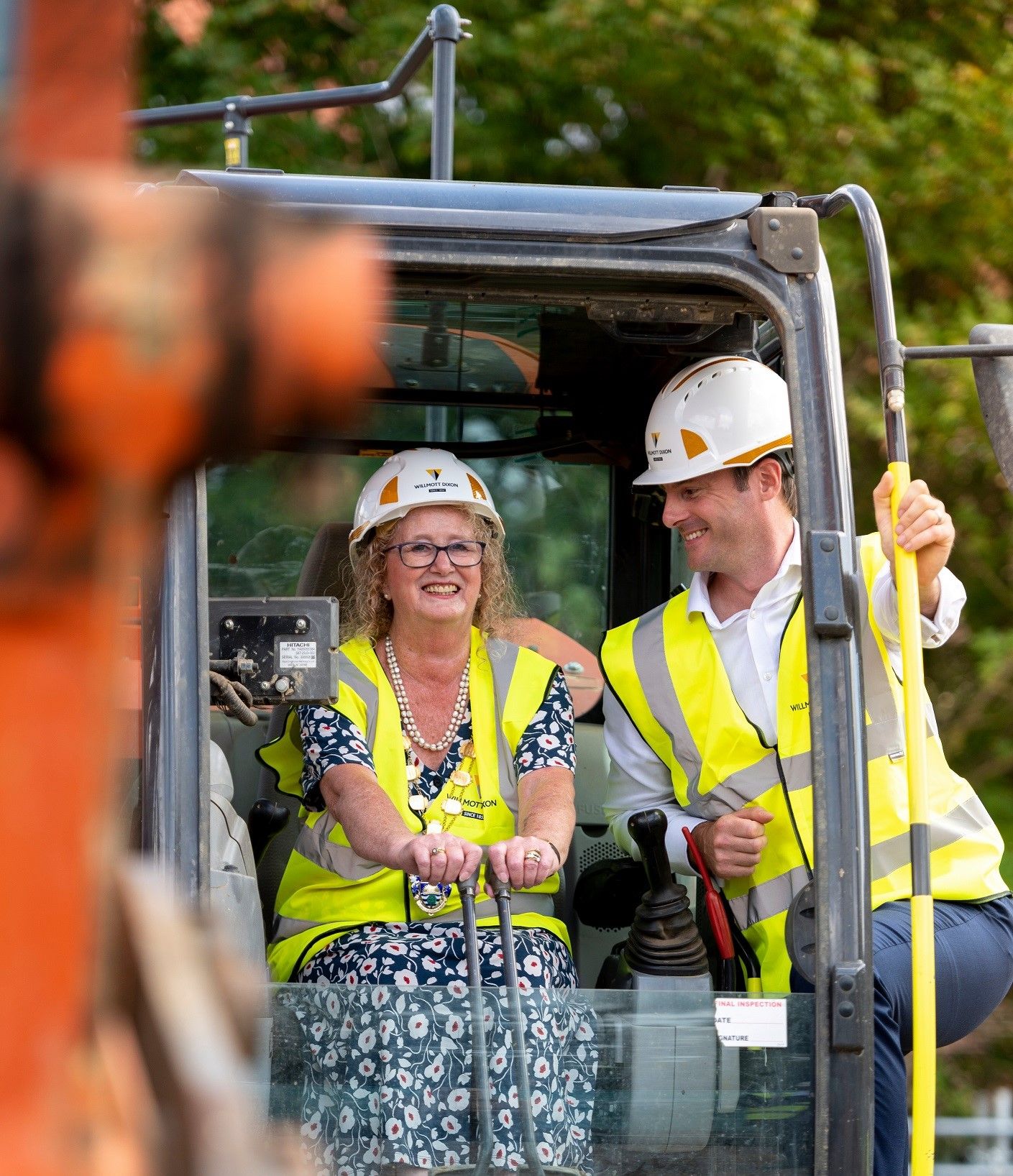 Photo - The Mayor of Spelthorne and Matt Kemp - Willmott Dixon Delivery Director2.jpg