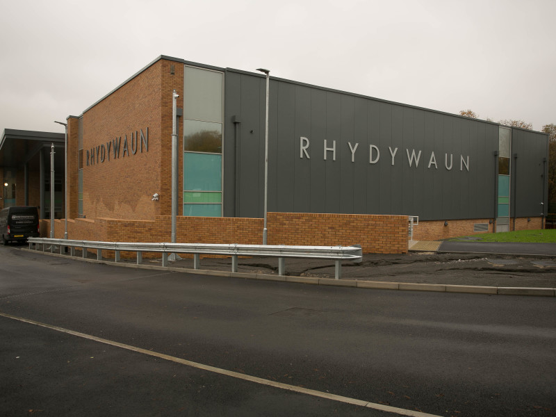Ysgol Gyfun Rhydywaun School 