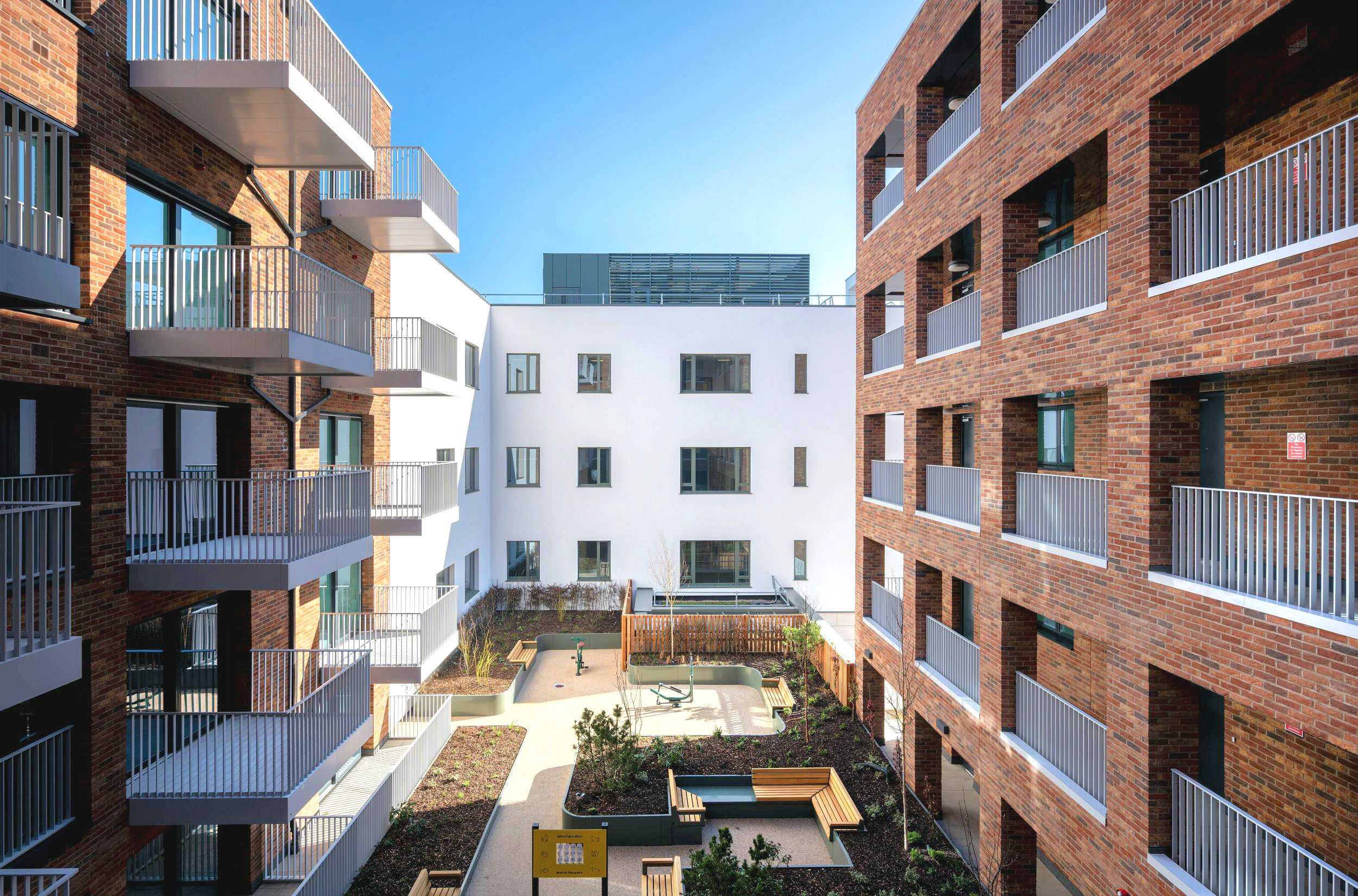 Chiswick-Health care centre 2.jpg