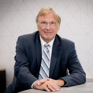 Cllr Ian Courts.jpg